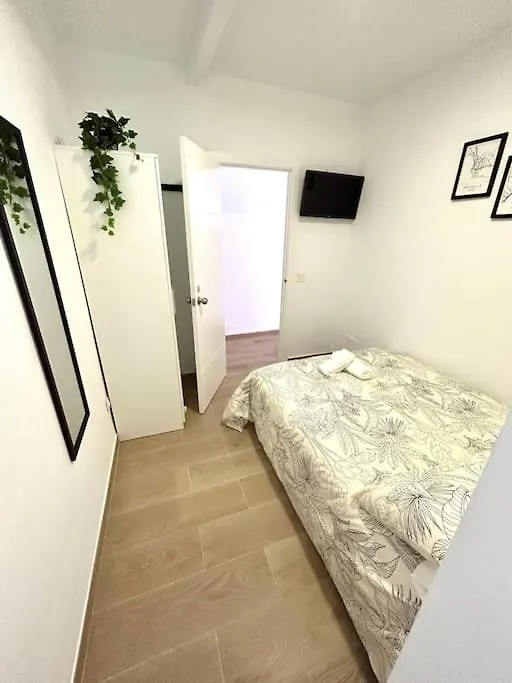 Beautiful & Shiny Apartment Malaga