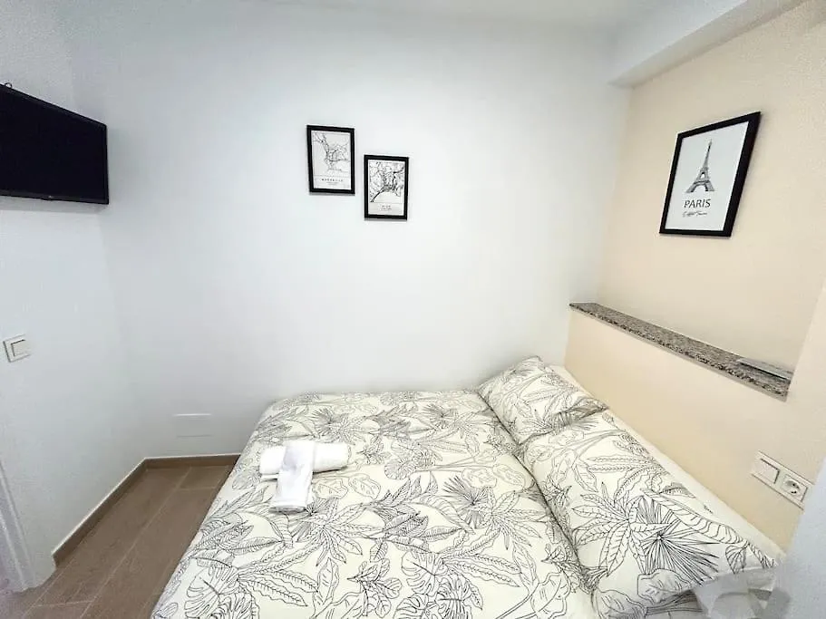 Beautiful & Shiny Apartment Malaga