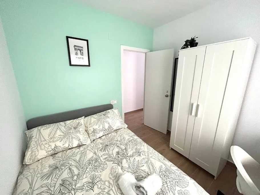 Beautiful & Shiny Apartment Malaga