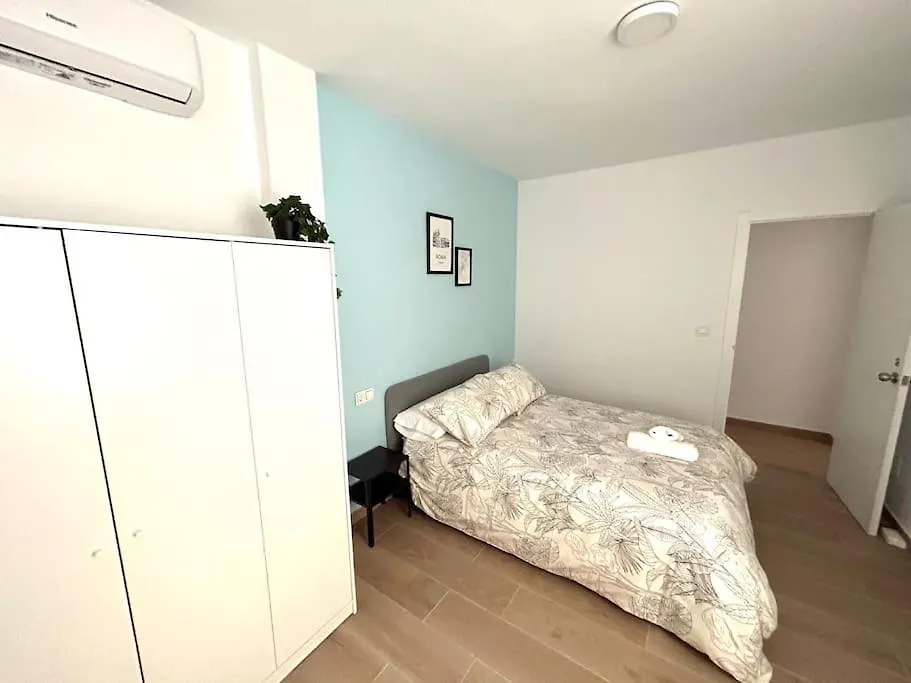 Beautiful & Shiny Apartment Malaga