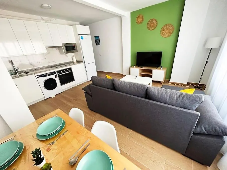 Beautiful & Shiny Apartment Malaga